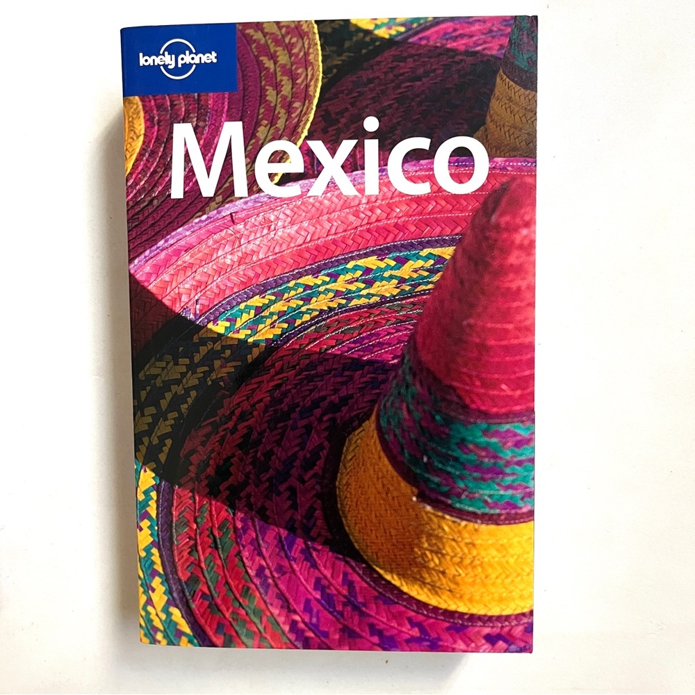 Mexico Travel Guide Set - Picture 3 of 7